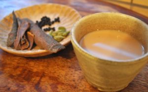 [今日のメルタサリ]　アヌパマ先生のアーユルヴェーダセラピーコースの練習会でした！