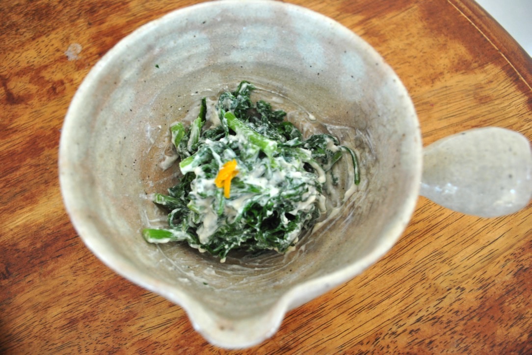 [New moon cafe Merta Sari ２⽉のレシピ] 　春菊のクリーム白和え